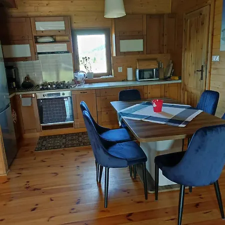 Zielona Dolinka * Kostrzyca